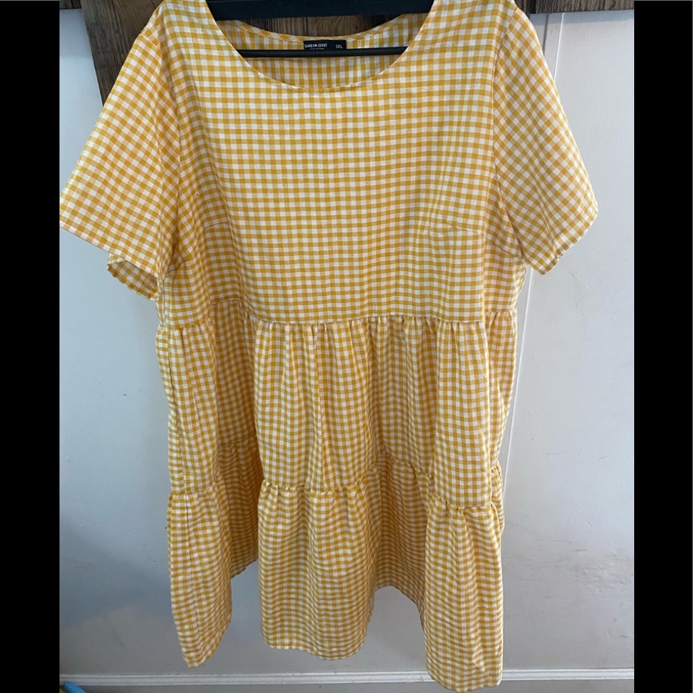 Womens 3XL yellow gingham ruffle shirred ruffle hem dress